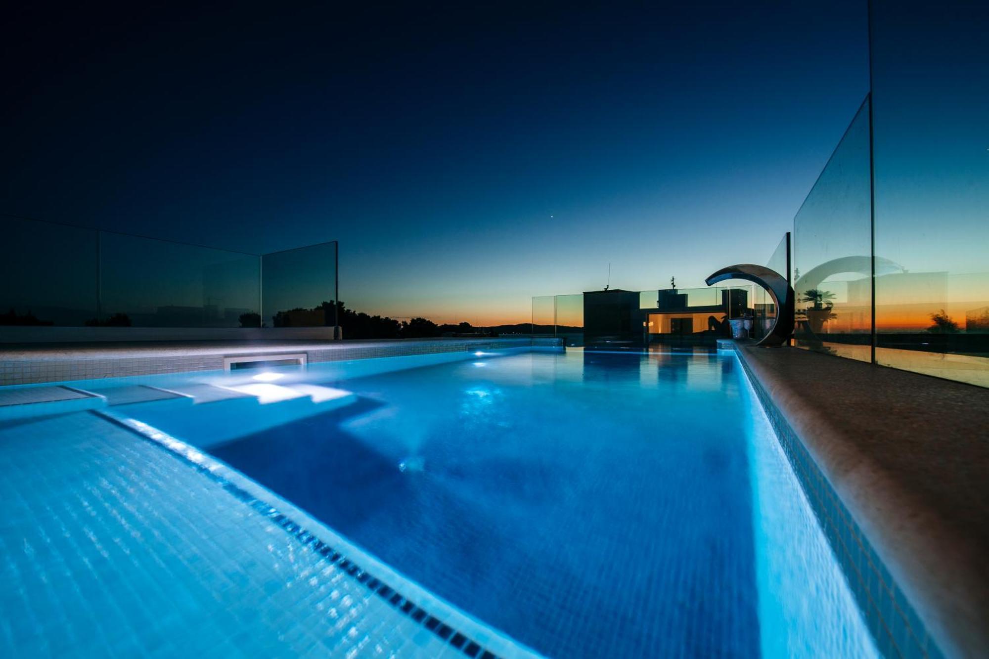 Crystal Holiday Residence II Sukosan Exterior photo