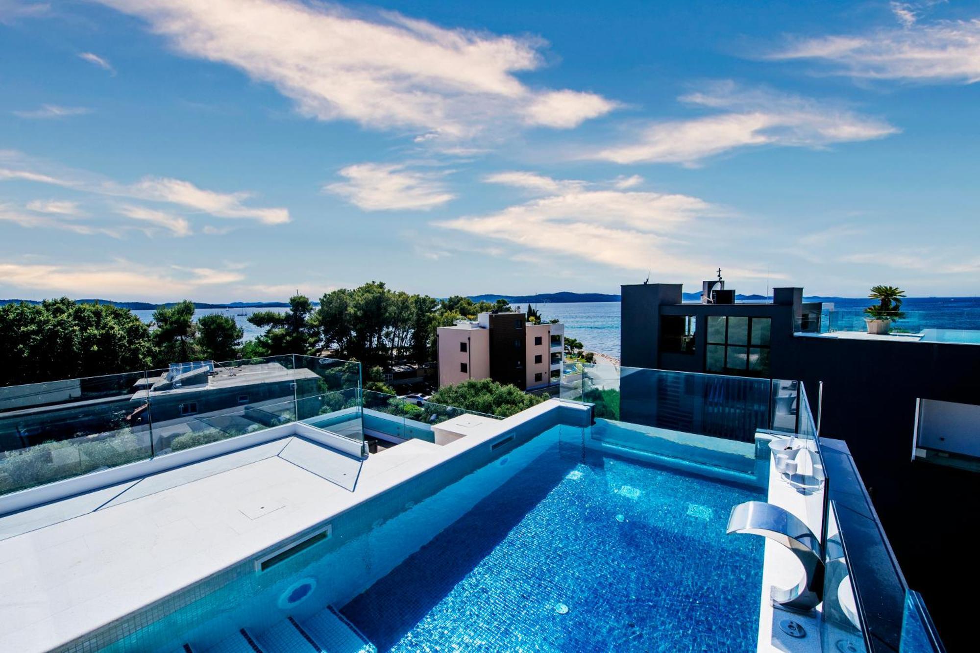 Crystal Holiday Residence II Sukosan Exterior photo