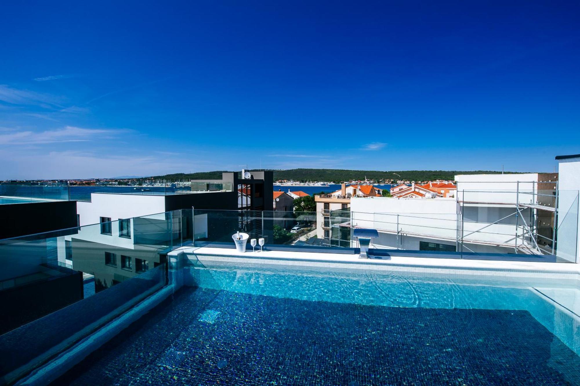 Crystal Holiday Residence II Sukosan Exterior photo