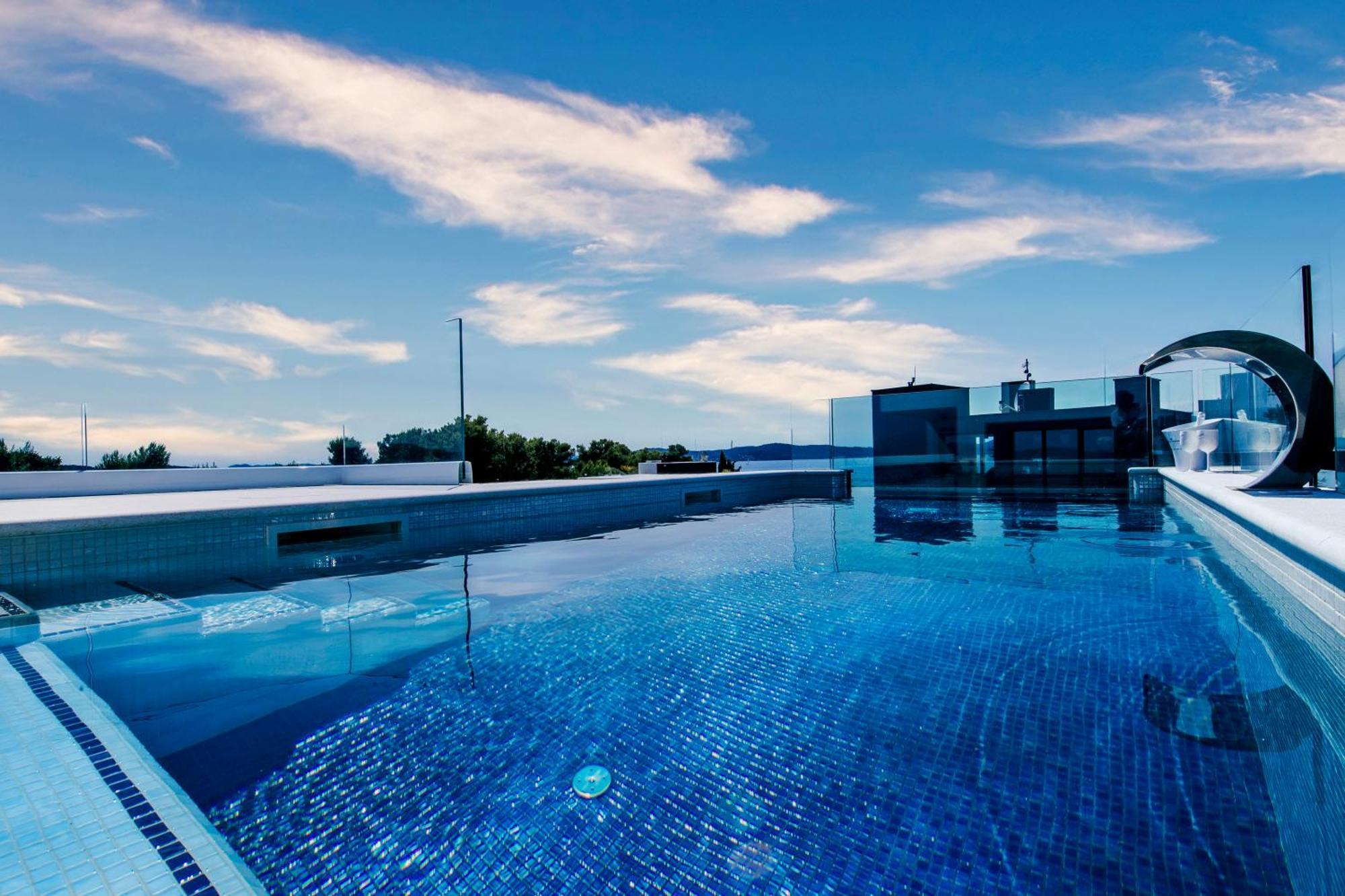 Crystal Holiday Residence II Sukosan Exterior photo